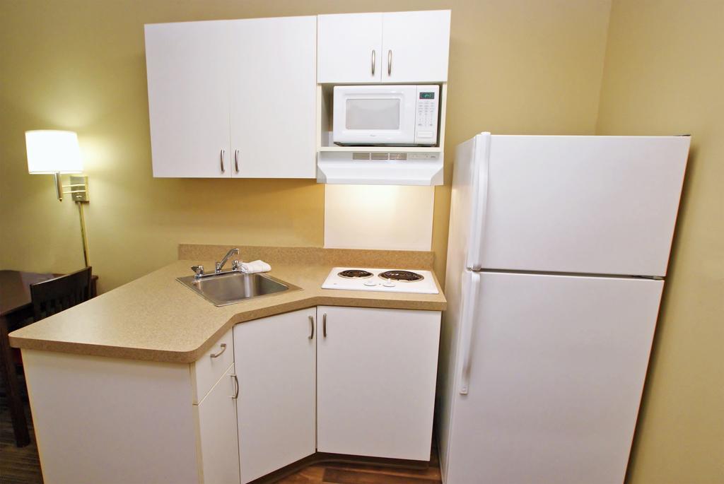 Extended Stay America Suites - San Diego - Carlsbad Village By The Sea Exteriör bild