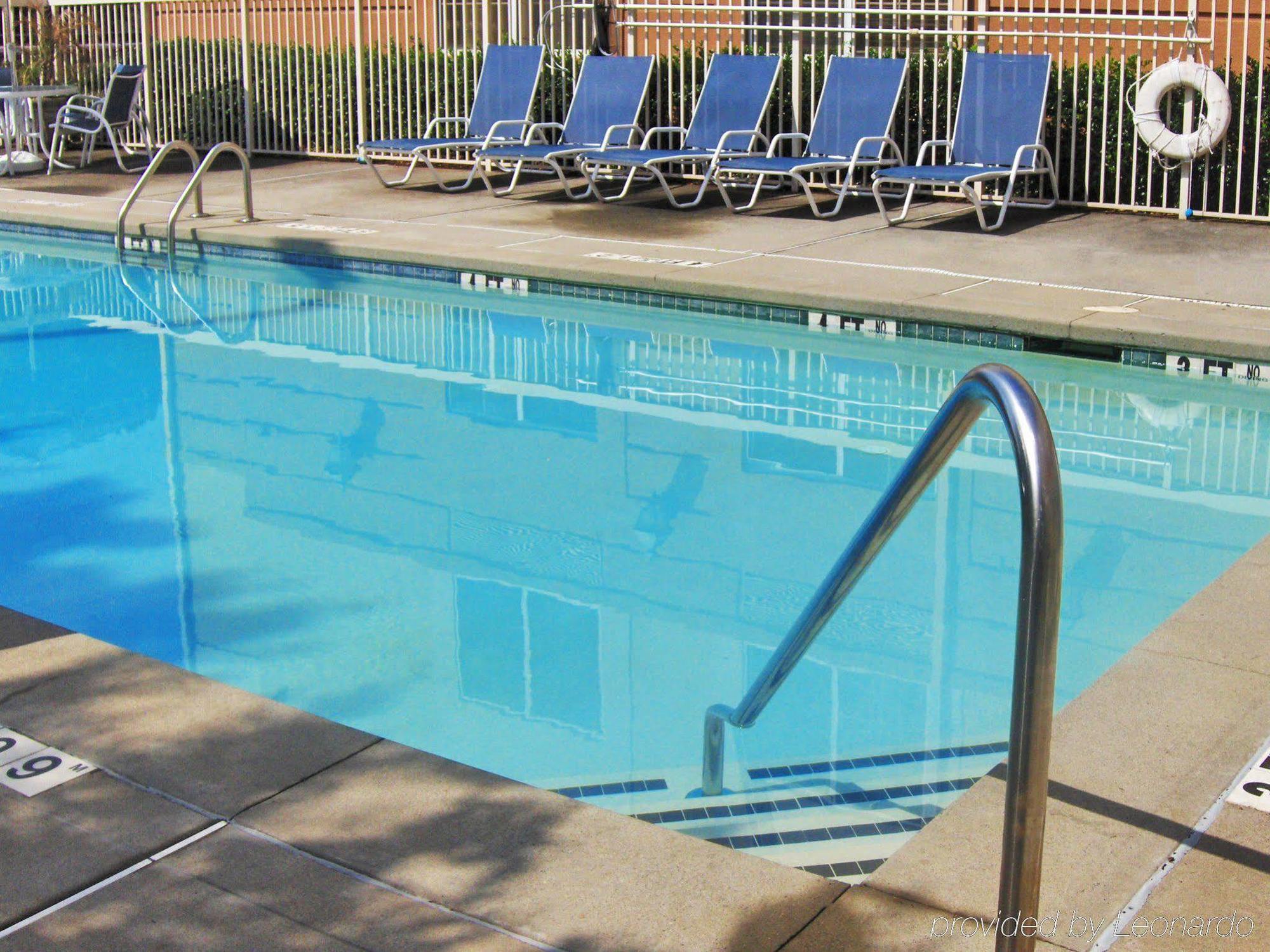 Extended Stay America Suites - San Diego - Carlsbad Village By The Sea Exteriör bild